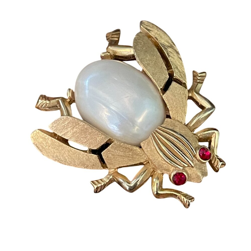 Vintage Crown Trifari Fantasia Gold Tone Fly Brooch by Alfred Phillipe